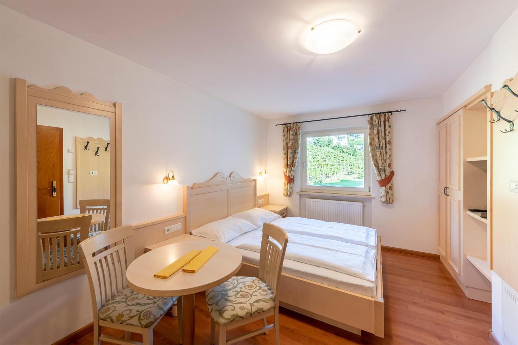 Appartement Tschivon 思科纳 外观 照片