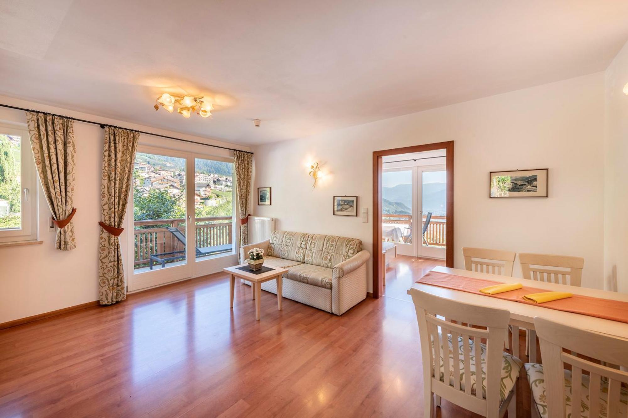 Appartement Tschivon 思科纳 外观 照片