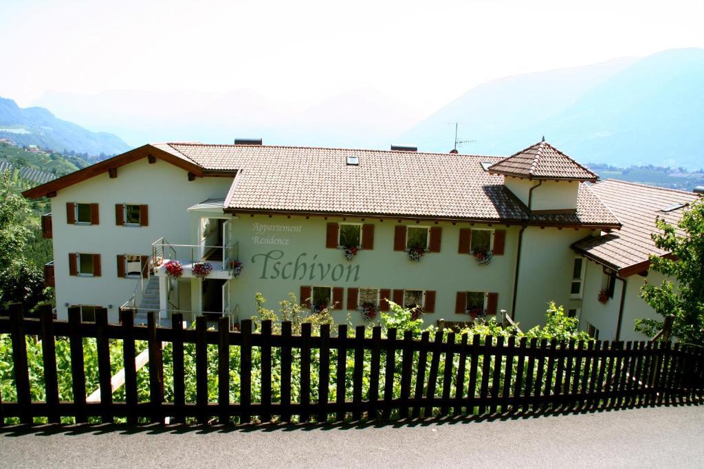 Appartement Tschivon 思科纳 外观 照片